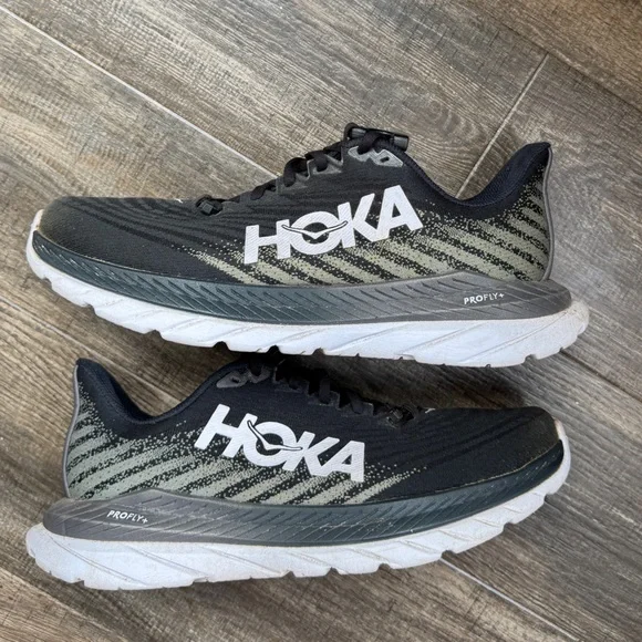 Hoka Mach 5 Black White Athletic Shoes 9.5 - Picture 1 of 6